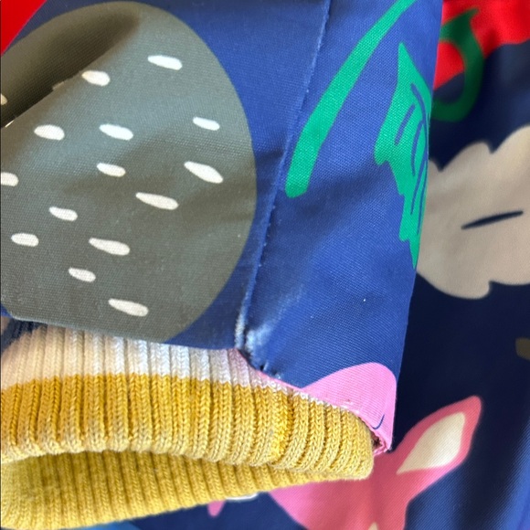 Mini Boden Colorful Floral Puffer Jacket - Picture 4 of 6